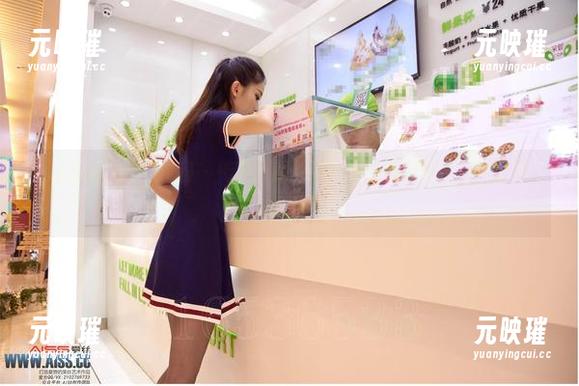 AISS爱丝(黄金版) - 街角美丽瞬间：欣杨的写真合集，随意，却让我心动！