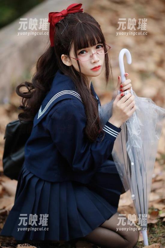 清纯学妹与死库水，喵糖映画带你领略独特的写真集分享，感觉有点小激动！