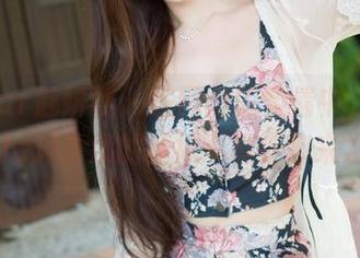 MiStar魅妍社 – 在网盘的柔情中，Manuela玛鲁娜的丝袜写真等你来发现