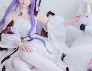 Sayako＿今年4岁大凤的街头时尚：精选写真集，随心所欲的潮流瞬间！