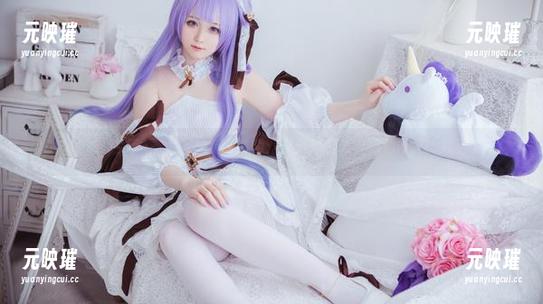 Sayako＿今年4岁大凤的街头时尚：精选写真集，随心所欲的潮流瞬间！