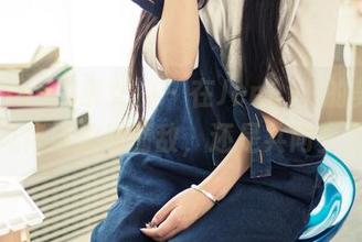 TouTiao头条女神 – 在JennyR的美图里，风花与蛇是情敌，还是共同主角？