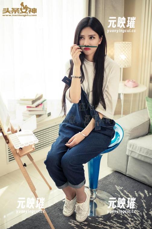 TouTiao头条女神 - 在JennyR的美图里，风花与蛇是情敌，还是共同主角？