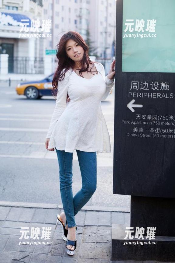 TuiGirl推女郎-李七喜 TuiGirl推女郎 - 当李七喜遇上连衣裙:无圣光写真里的小心机!