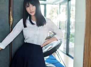 TuiGirl推女郎 – 王李丹尼的双人写真集，下载了你就别盯着屏幕发呆。