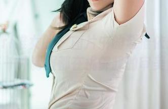 TuiGirl推女郎 – 图片中的赵惟依：她穿的每一件制服都在挑衅我的审美底线