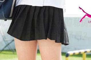 UGirls尤果网 – 看李凌子的私房美图，内衣的绳子也太会玩了吧？