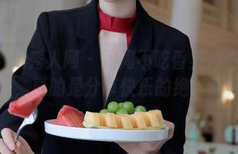 Xiuren秀人网 – 周周不吃香菜内衣套图资源，真的是分享快乐的绝佳选择！