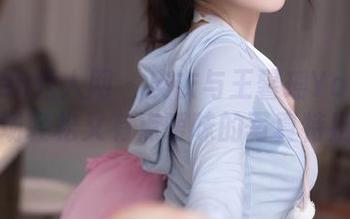 Xiuren秀人网 – 皮衣与王馨瑶Yanni——一场轻松又有点暧昧的写真特别图集