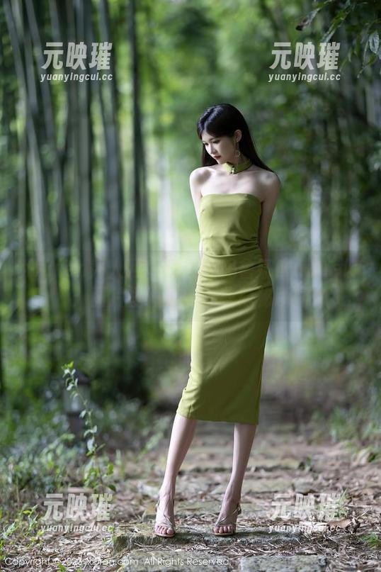 Xiuren秀人网 - 透明的玛鲁娜Manuela：图片里藏着的那些隐秘瞬间