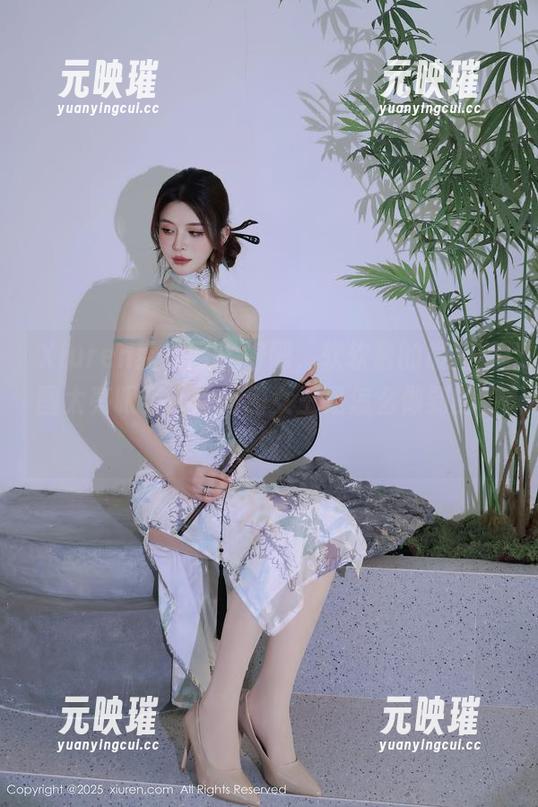 Xiuren秀人网 - 好吧，软软酱的最新美图太亮眼了，想问问女王是怎么做到的，求教！