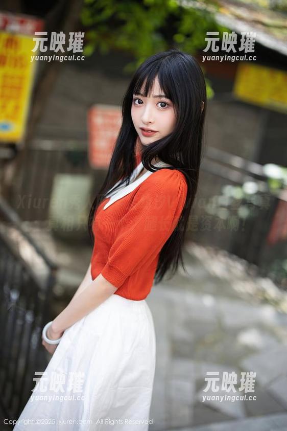 Xiuren秀人网 - 金幼汐Vivian白丝写真：真相只有一个，腿长就是资本啊！