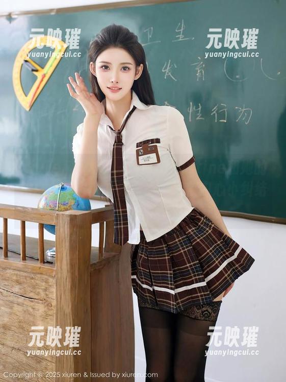 Xiuren秀人网-黄可Christine Xiuren秀人网 - 黄可Christine和她的纯白小宇宙:下载作品,拯救内心小纠结!