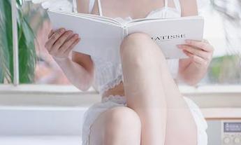 YouMi尤蜜荟 – YOYO优优裸足：高清写真集中的每一步都是诱惑
