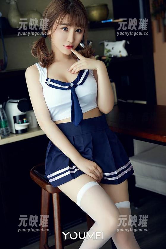 YouMi尤蜜荟 - 艾小青的护士角色，高清写真集里的柔情与力量！