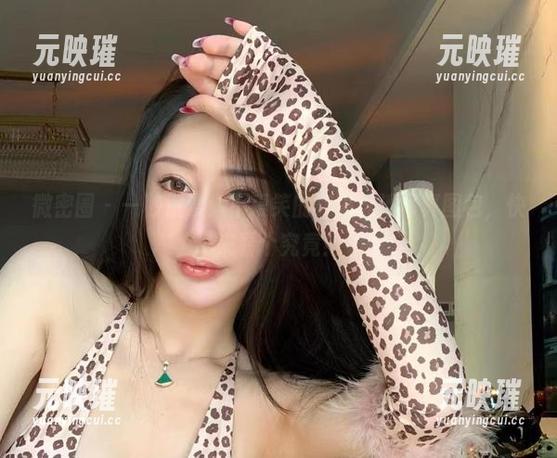 不爱笑的赛琳 微密圈 - 一秒沉浸!不爱笑的赛琳泳池写真图包,快来看个究竟!
