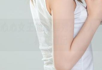 丽柜 – 心心女王的图库秀：让人着迷的写真奇遇记