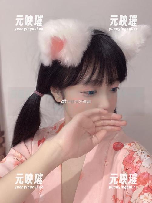 原图在手，佳佳好难啊的美脚给你不一样的视觉冲击！