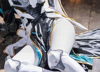 图片更新啦！切切celia姐姐今天穿搭真是太绝了，看完我忍不住想模仿。