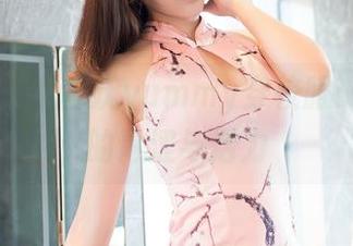 嗲囡囡 – 小蛮妖yummy穿校服：写真中的青涩与活力