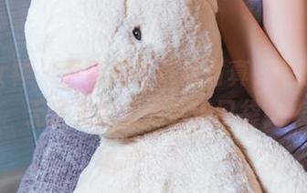 头条女神 – 尹菲的牛仔裤写真，真想把这无圣光的感觉装进口袋！