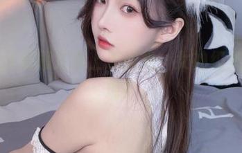 当小小奶瓶儿遇上无圣光，女神级美图立现！