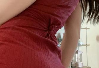 微密圈 – 小玉吃果冻合集：我只想说，这白背心和牛仔短裤的搭配，真是让我脑补了一整天。