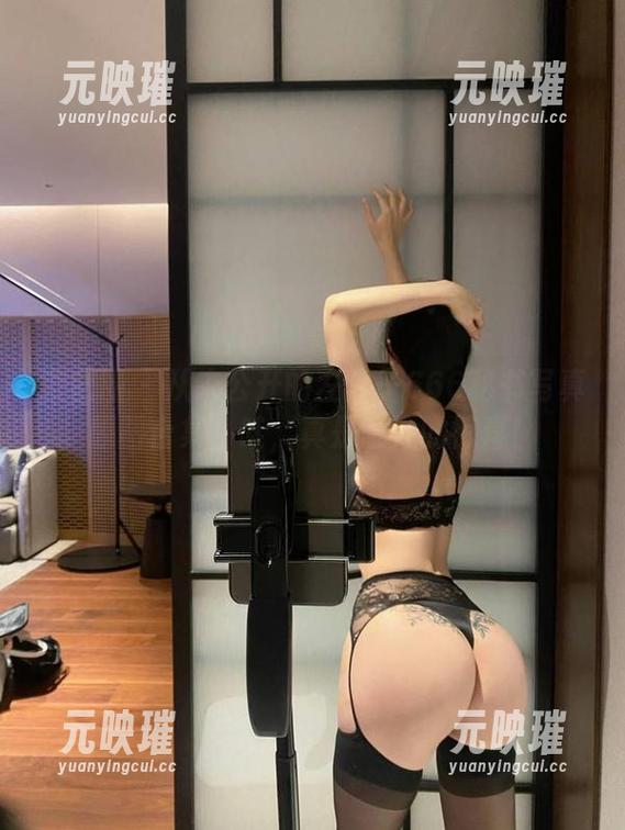 微密圈 - 从未公开的左公子666秘书写真原图合集，哇，真是意外的惊喜！