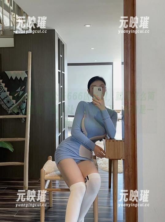 微密圈 - 左公子666的长腿，就是这么简单无圣光，却又让人心潮澎湃，真的是一张绝美的美图。