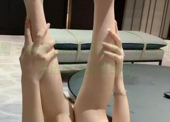 微密圈 – 徐莉芝的女友时刻：原图和分享，无法抵挡的吸引力！