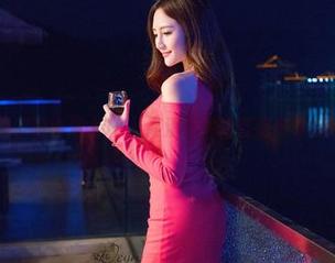推女神 – 当罗婉莹遇上JK，高清照片简直是青春的完美作业！