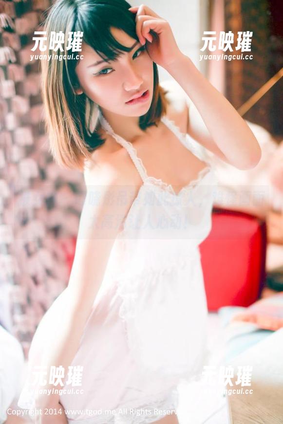 推女神 - 谭晓彤吊带如此撩人，难怪画面太高清让人心动！