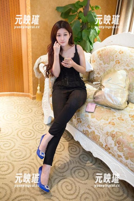 推女郎 - 李七喜：镂空作品，最新图库里的那一抹神秘光线！