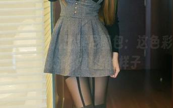 推女郎 – 松果儿比基尼图包：这色彩，像是冰淇淋融化的样子