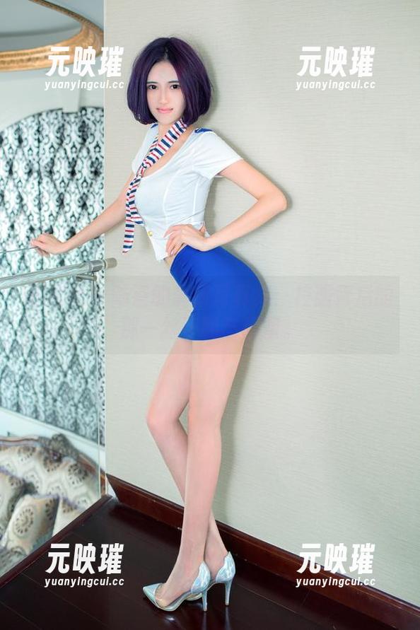 推女郎 - 陆瓷的最新写真集：校服背后的那一丝不羁与甜蜜。