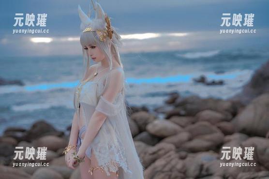 星之迟迟：吊带图包，让我想到这个季节的轻盈与薄凉。
