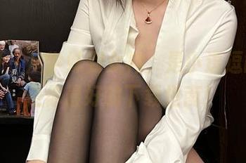 微密圈 – 从学妹到女神，是小逗逗的图库是你最好的下载指南！