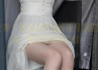 梦丝女神 – 在图库中寻找花月舞的短裤魅力，高清好到不敢信！