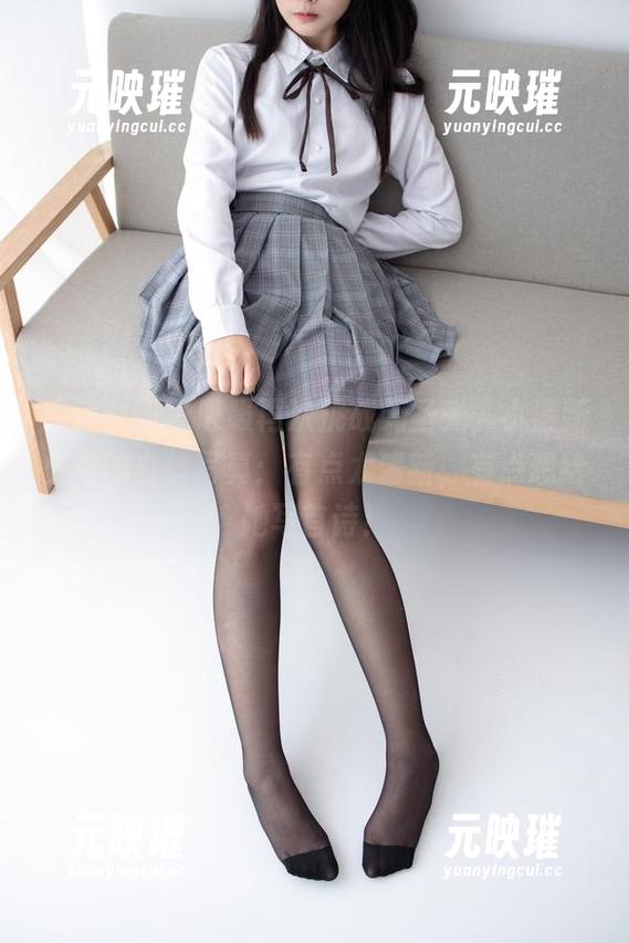 森萝财团 - 吸吸再次挑战无圣光，小清新少女的白丝写真：有点太清新，有点想给她写首诗！