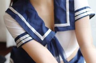 模范学院 – 加朵babe的皮衣图包：我只想说，真香！