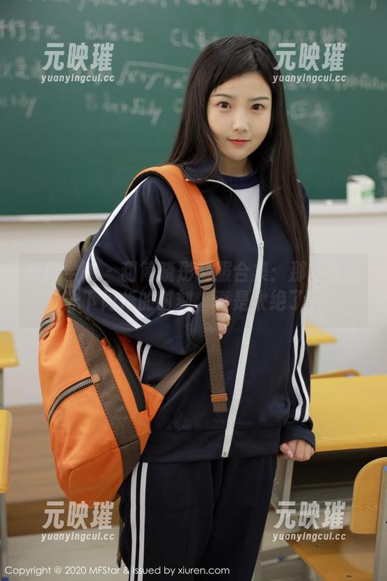 模范学院 - 甜筒晓彤制服合集：那些在阳光下闪烁的时刻，真是太绝了。