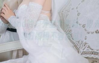 樱落Selena的户外全套作品，阳光洒下，美好瞬间不容错过！