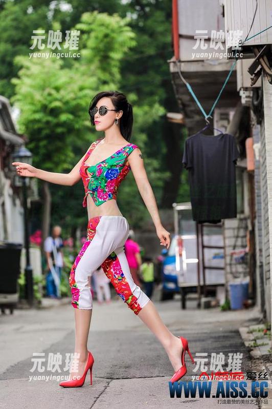 爱丝 - 高清图包里的小茹，美丝之旅就是让你体会到什么叫‘旅途中的惊艳’！