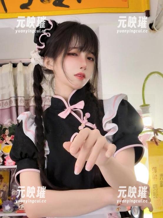 狐玖玖与她的皮衣：看高清图包怎么勾起你的想象