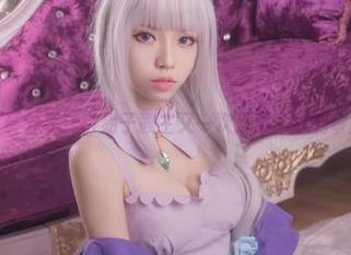 兔女郎写真分享：白易子教主又一次打破了我的审美底线！