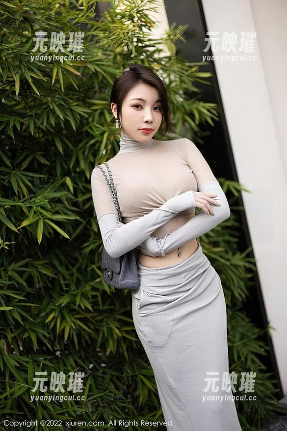 秀人网 - 柔情似水，Elise谭晓彤合集：为了这些温柔的眼神我是甘愿犯傻。