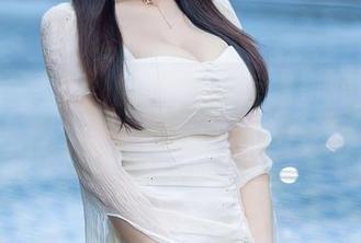 秀人网 – 刘飞儿Faye的短裙资源：时尚与撩人，难以抗拒！