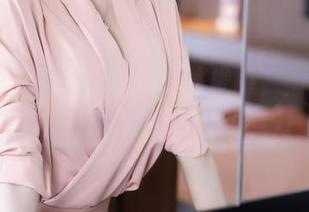 秀人网 – 唐翩翩的全套体操服，图片里藏着的那些难以言喻的魅力