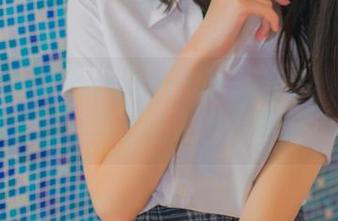 秀人网 – 安然anran比基尼合集：这才是真正的‘看了让人想入非非’。