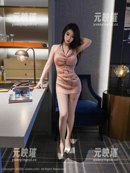 秀人网 - 亮晶晶的透明瞬间：邹晶晶女王写真合集，谁能拒绝这种诱惑？